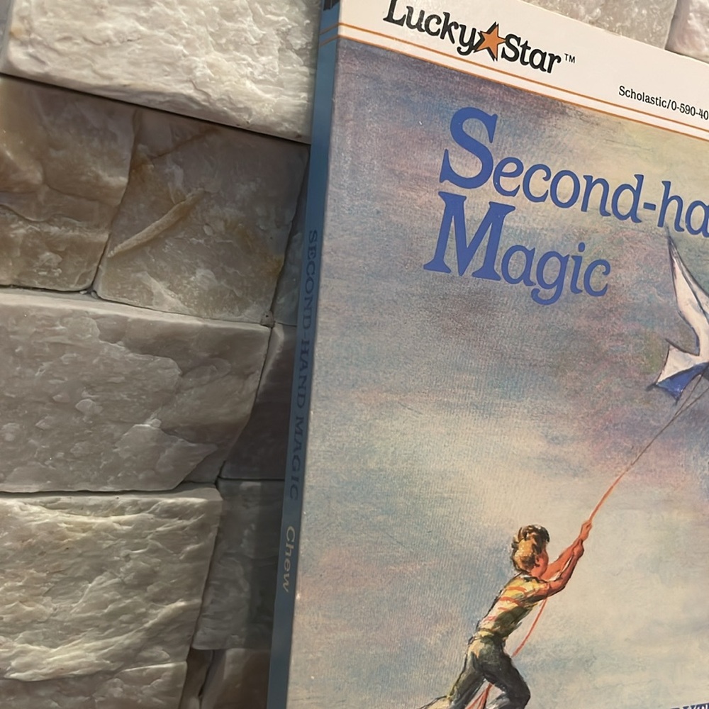 Second-hand Magic Book by Ruth Chew - Picture 2 of 2